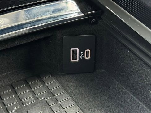 Certified 2024 Lincoln Corsair AWD w/ Equipment Group 101A image 36