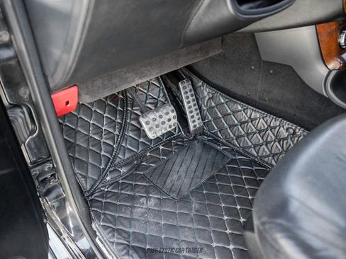 Used 2013 Mercedes-Benz G 550 image 37