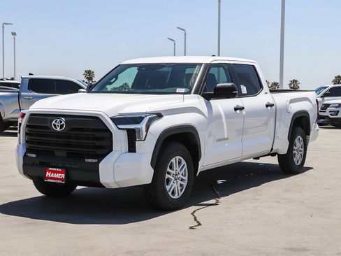 New 2026 Toyota Tundra SR5 RWD image 3
