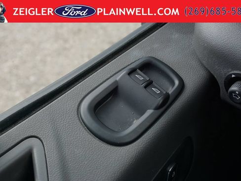 Used 2025 Ford Transit 250 148 High Roof Extended AWD image 26