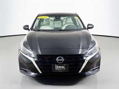 Used 2024 Nissan Altima 2.5 SV
