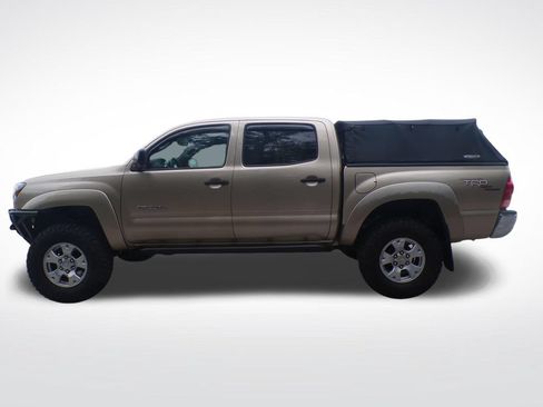 Used 2006 Toyota Tacoma 4x4 Double Cab image 2