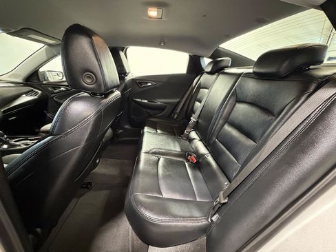 Used 2021 Chevrolet Malibu LS FWD image 20
