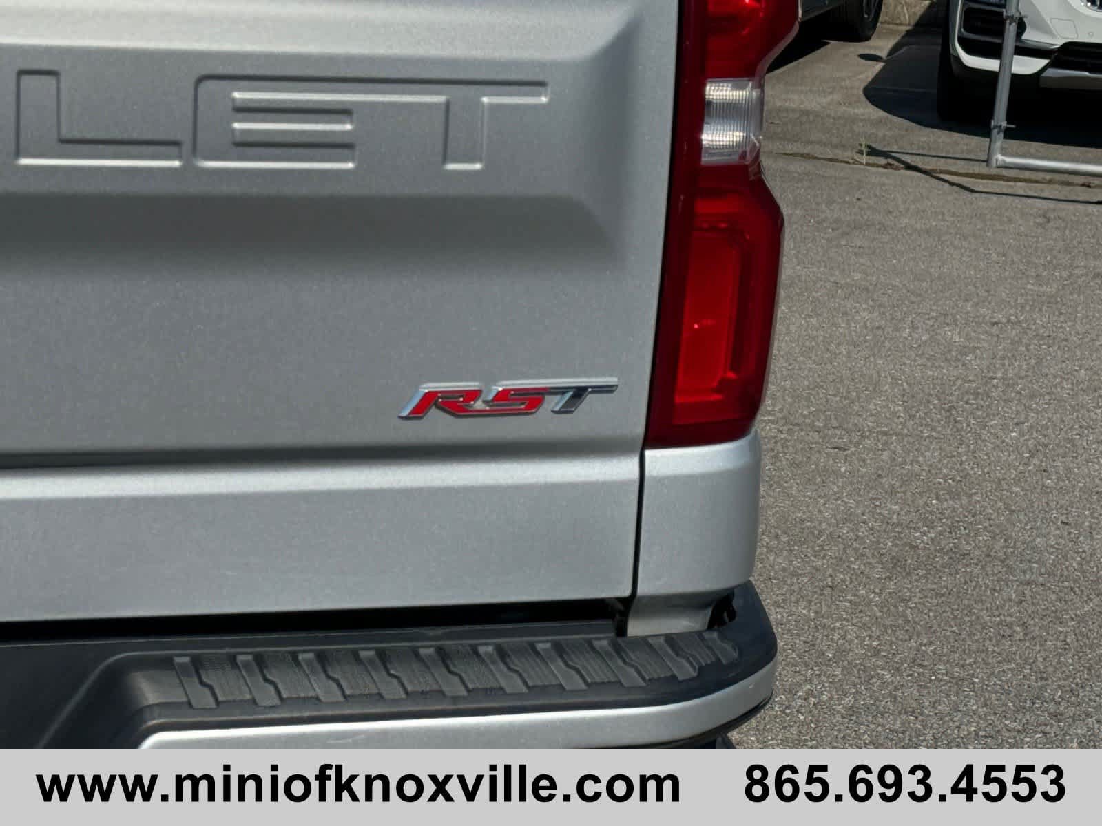 Used 2020 Chevrolet Silverado 1500 RST AWD/4WD image 13