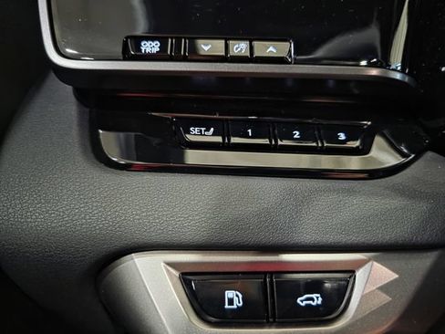 Used 2025 Lexus RX 350h AWD/4WD image 18