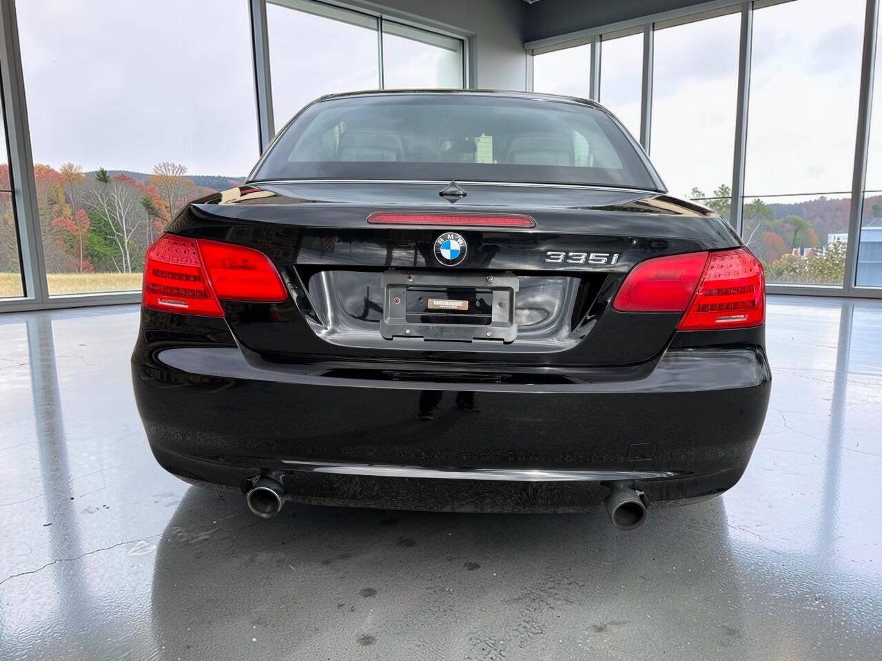 Used 2013 BMW 335i Convertible RWD image 5