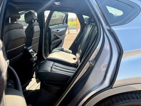 Used 2019 BMW X6 xDrive35i w/ M Sport Package image 21