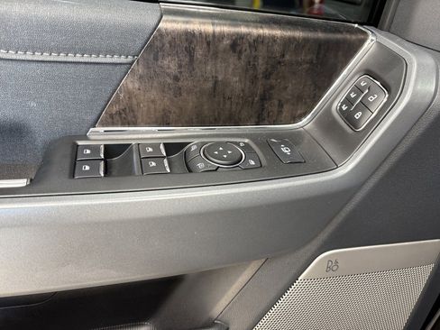 Used 2024 Ford F250 Lariat image 24