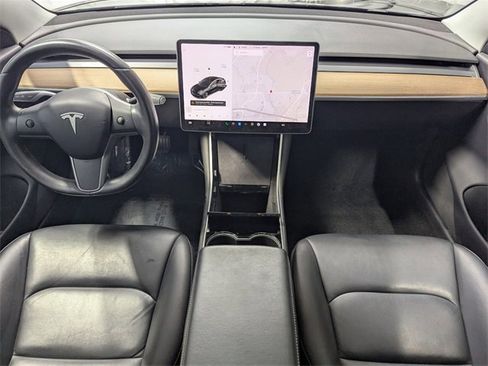 Used 2019 Tesla Model 3 Standard Range image 6