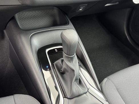 New 2026 Toyota Corolla LE FWD image 19