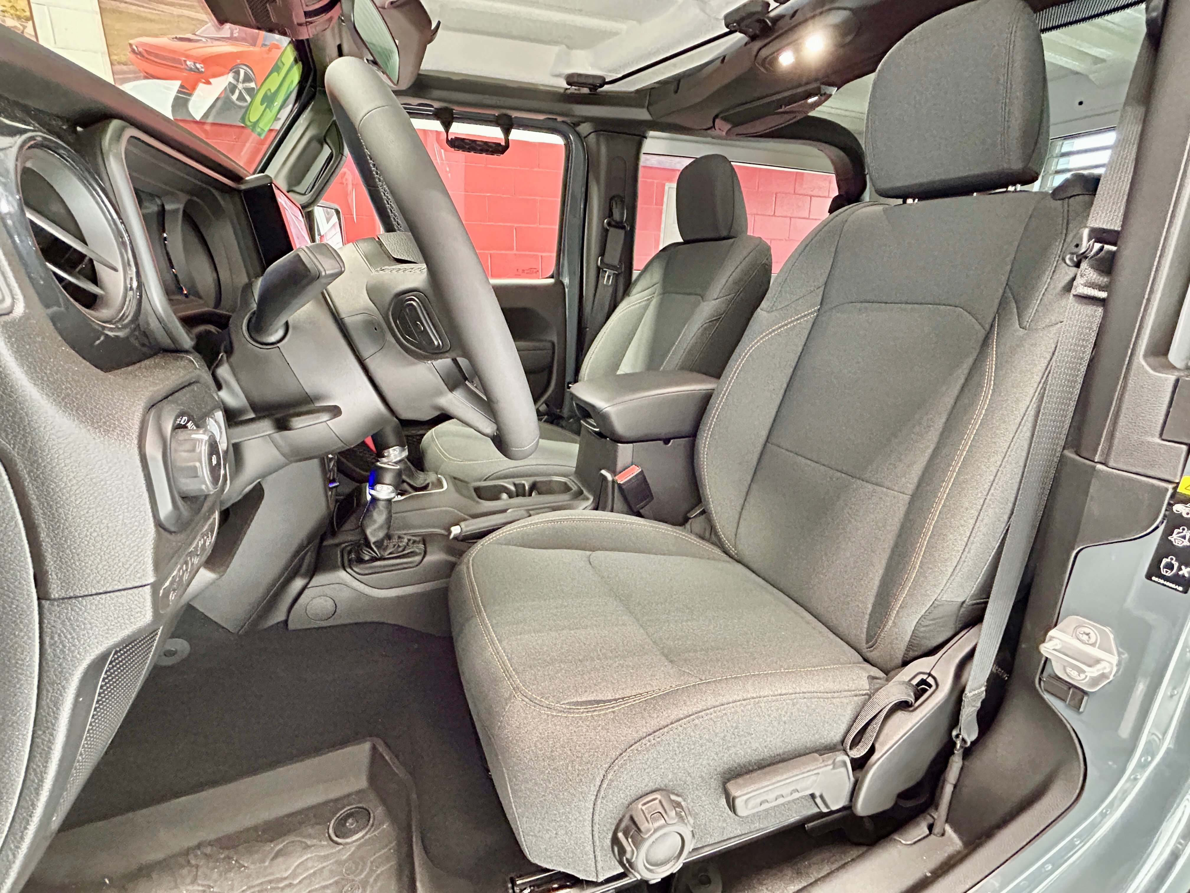 Certified 2025 Jeep Wrangler Sport AWD/4WD image 61
