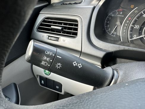 Used 2014 Honda CR-V LX image 28