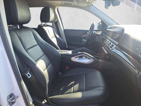 Used 2023 Mercedes-Benz GLS 450 4MATIC image 19