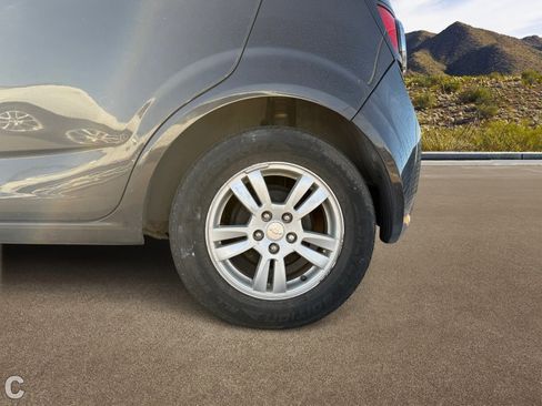 Used 2013 Chevrolet Sonic LT image 5