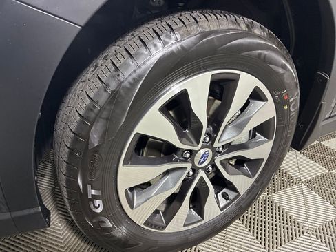 Certified 2025 Subaru Outback Limited w/ Popular Package #2 image 4