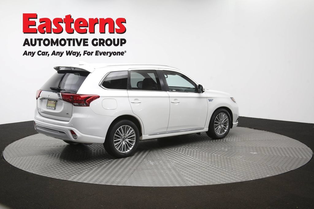Used 2020 Mitsubishi Outlander SEL AWD/4WD image 43
