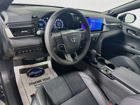 Used 2026 Toyota Camry XSE w/ Premium Plus Package FWD image 9