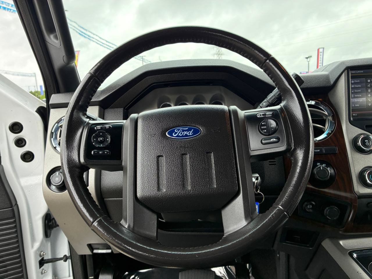 Used 2016 Ford F350 Lariat w/ Lariat Interior Package AWD/4WD image 17
