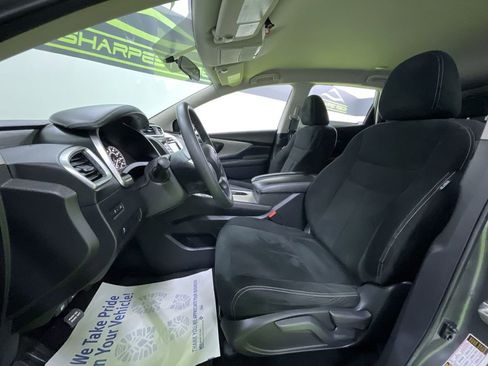 Used 2018 Nissan Murano S image 17