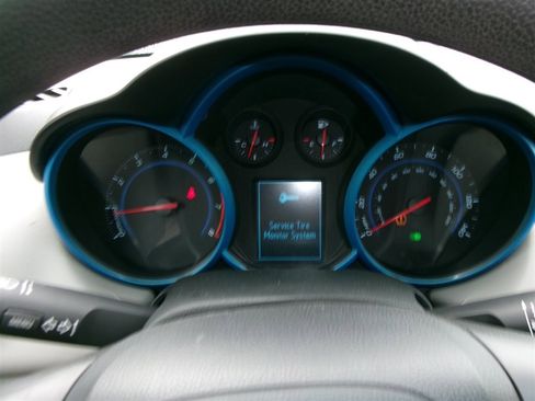 Used 2011 Chevrolet Cruze LS w/ Connectivity Package image 15