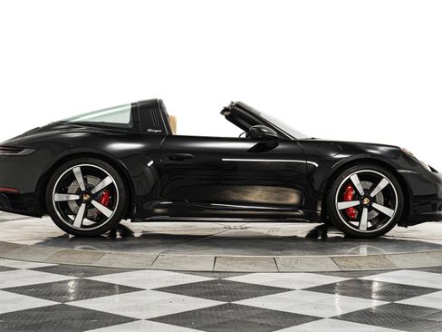 Used 2024 Porsche 911 Targa 4S AWD/4WD image 34