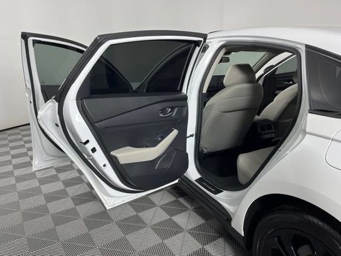 Used 2025 Honda Accord SE image 42