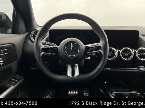 Certified 2025 Mercedes-Benz GLA 250 image 12