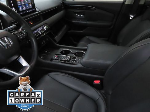 Used 2025 Honda Pilot Touring image 20