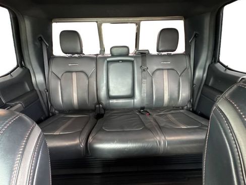 Used 2022 Ford F450 Platinum w/ FX4 Off-Road Package AWD/4WD image 13
