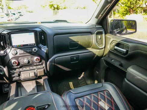 Used 2021 GMC Sierra 1500 SLT w/ SLT Premium Plus Package image 49