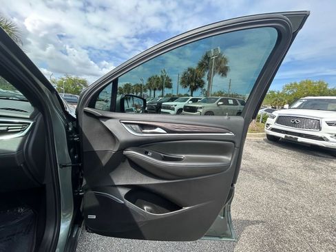 Used 2023 Buick Enclave Avenir w/ Avenir Technology Package image 29