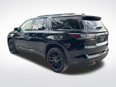 Used 2019 Chevrolet Traverse Premier w/ Redline Edition AWD/4WD image 3