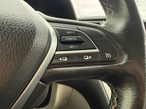 Used 2020 INFINITI Q50 Luxe w/ Essential Package (3.0T Luxe) image 30