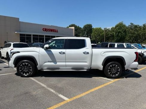 Used 2023 Toyota Tundra Limited AWD/4WD image 4