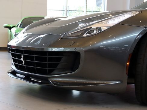 Certified 2017 Ferrari GTC4Lusso image 22