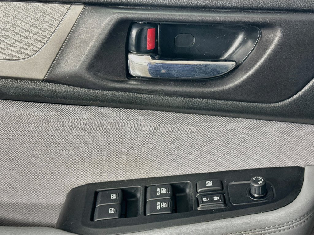 Used 2019 Subaru Outback 2.5i Premium AWD/4WD image 21
