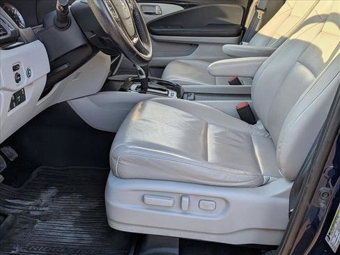 Certified 2017 Honda Ridgeline RTL-E image 17