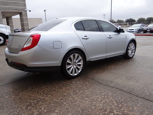 Used 2013 Lincoln MKS AWD image 5
