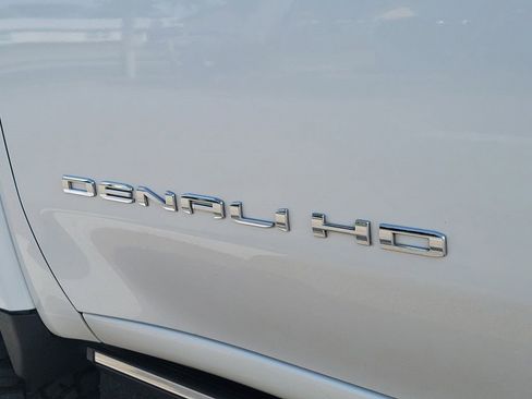 Certified 2024 GMC Sierra 2500 Denali w/ Denali Reserve Package AWD/4WD image 28