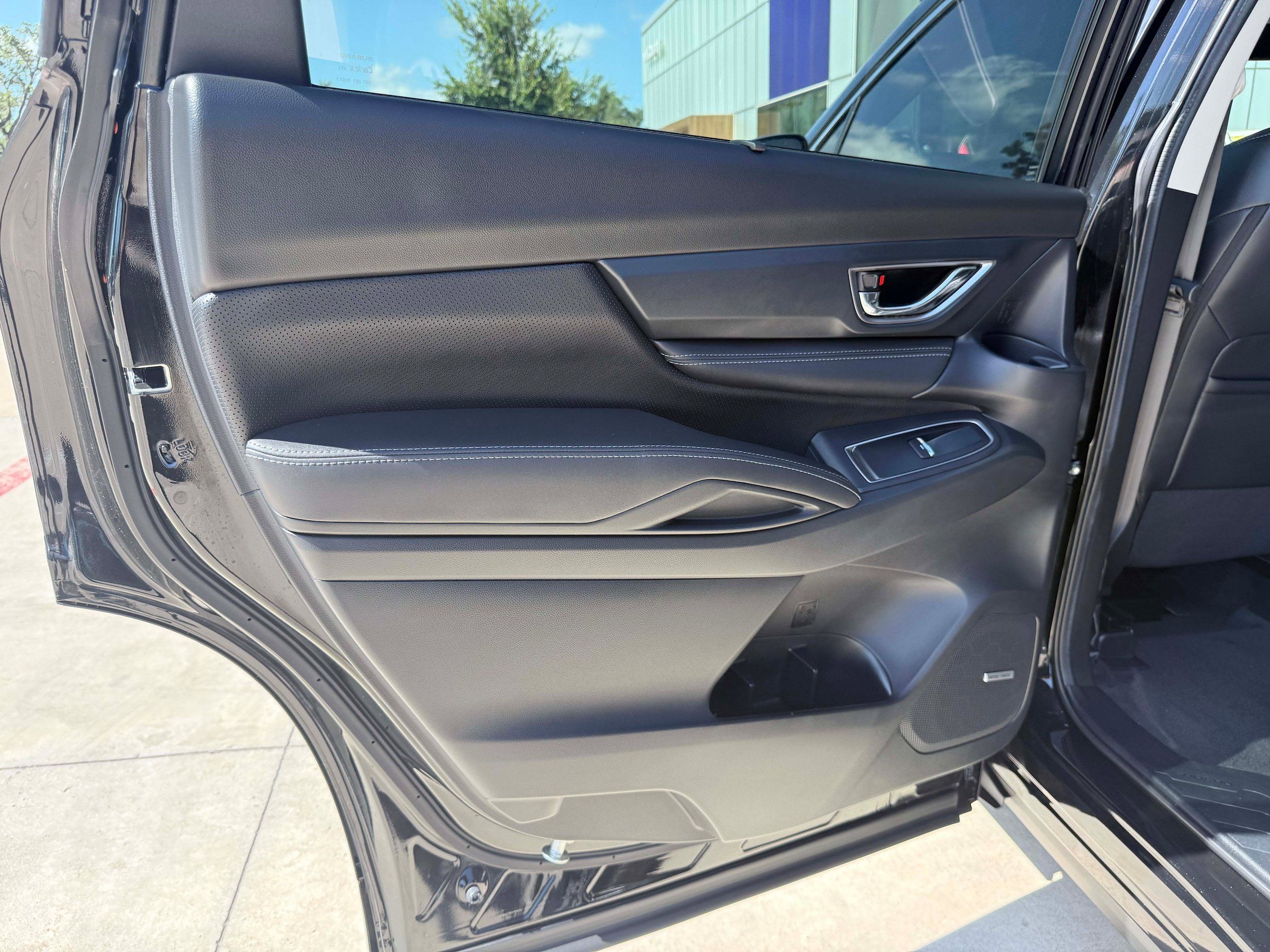 Used 2025 Subaru Ascent Limited AWD/4WD image 15