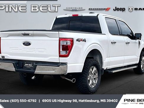 Used 2023 Ford F150 Lariat w/ Trailer Tow Package image 11