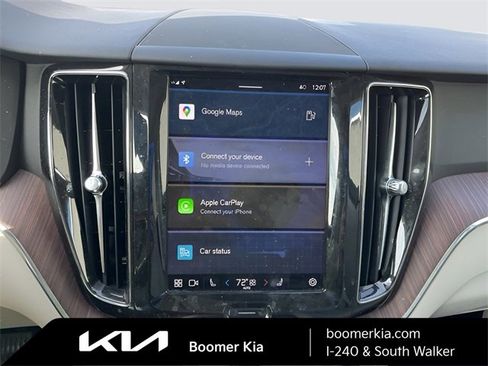 Used 2022 Volvo XC60 B5 Momentum image 23