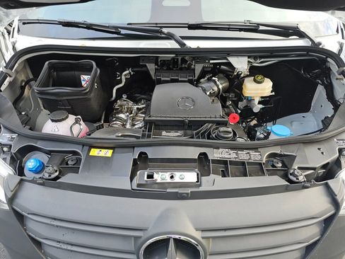 New 2025 Mercedes-Benz Sprinter 2500 image 11