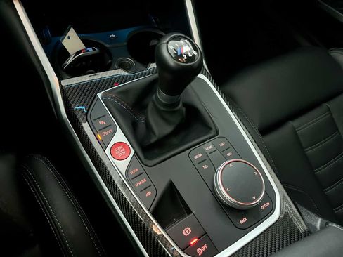 Used 2026 BMW M2 w/ Lighting Package RWD image 27
