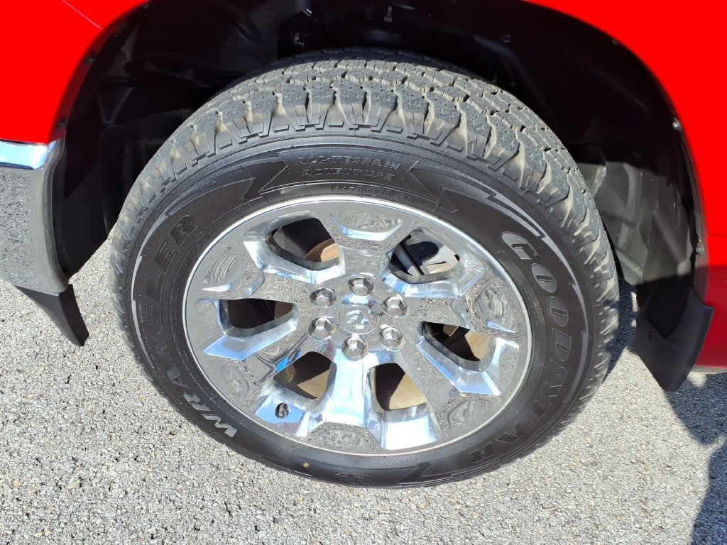 Used 2021 RAM 1500 Big Horn AWD/4WD image 9