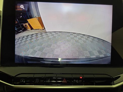 Certified 2025 Jeep Compass Limited image 14