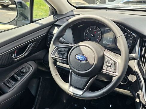 Used 2025 Subaru Outback Premium w/ Popular Package #1A AWD/4WD image 27