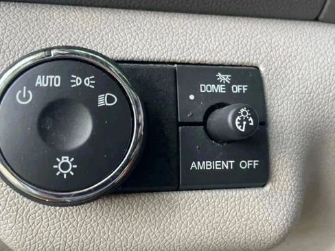 Used 2016 Buick Enclave Leather w/ Trailering Package image 12