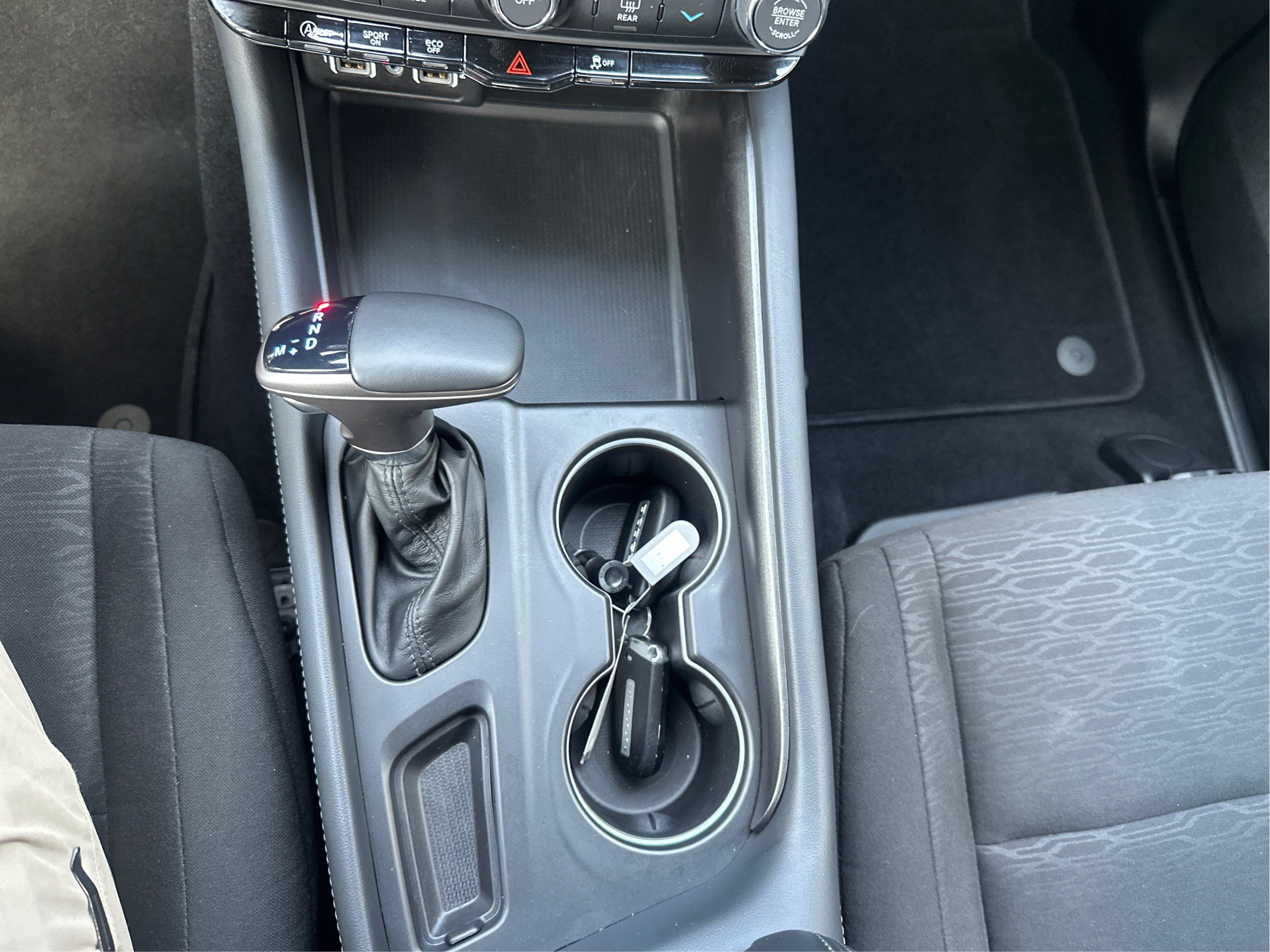 Used 2024 Dodge Durango SXT w/ SXT Blacktop Group AWD/4WD image 15