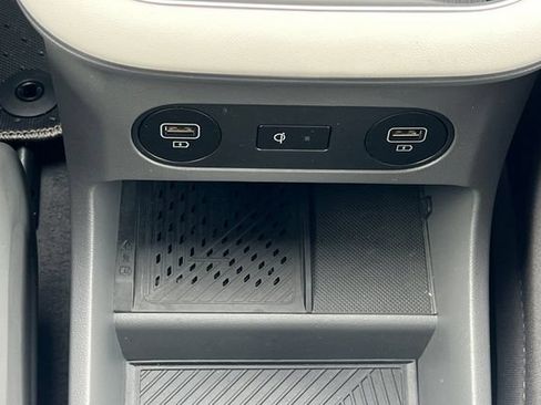 Certified 2024 Hyundai Ioniq 5 SEL RWD image 37